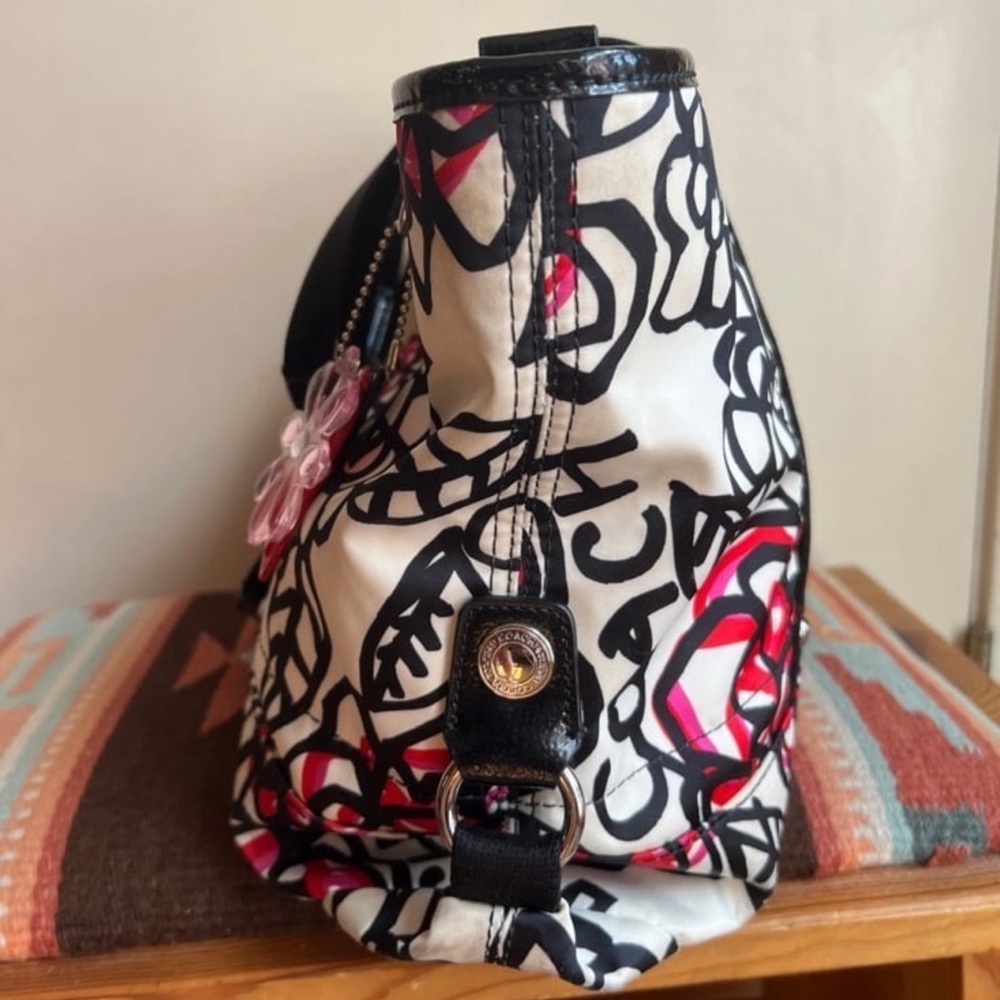 Coach Y2K Poppy Daisy Floral Graffiti Print Black Pink White Tote Bag Vintage - Picture 4 of 12